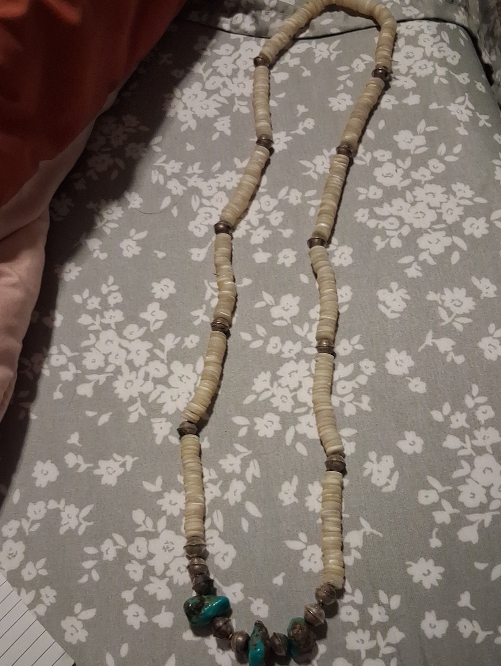 EUC Vintage genuine Heishi Native American necklace beads - turquoise & silver